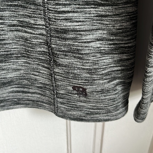 Mountain Hardwear Snowpass Fleece 1/4 Zip - Picture 5 of 8